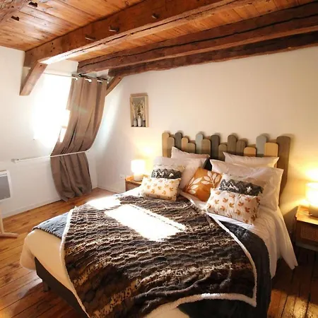 Casa de Férias Maison Renovee Avec Jardin, Cheminee, Pres Du Super-lioran - Fr-1-742-528 Thiézac